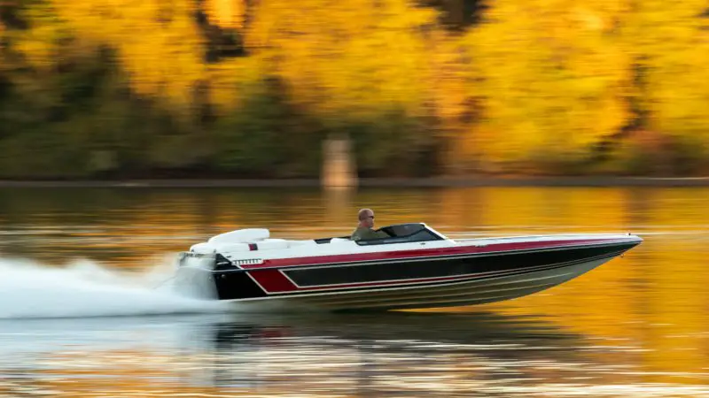 What gasoline to use for a boat engine?